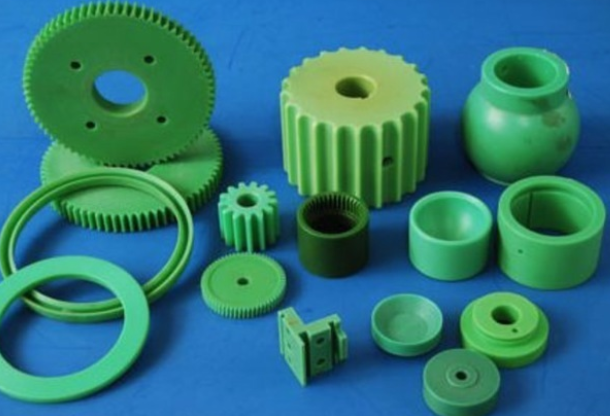 注塑塑料產(chǎn)品出現銀紋(料花、水花)的原因及分析辦法